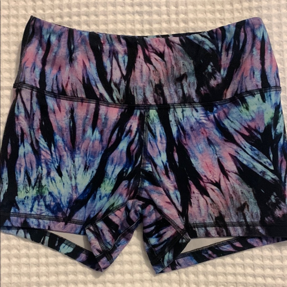 Fleo Blue and Pink Athletic Shorts Moisture-Wicking Design